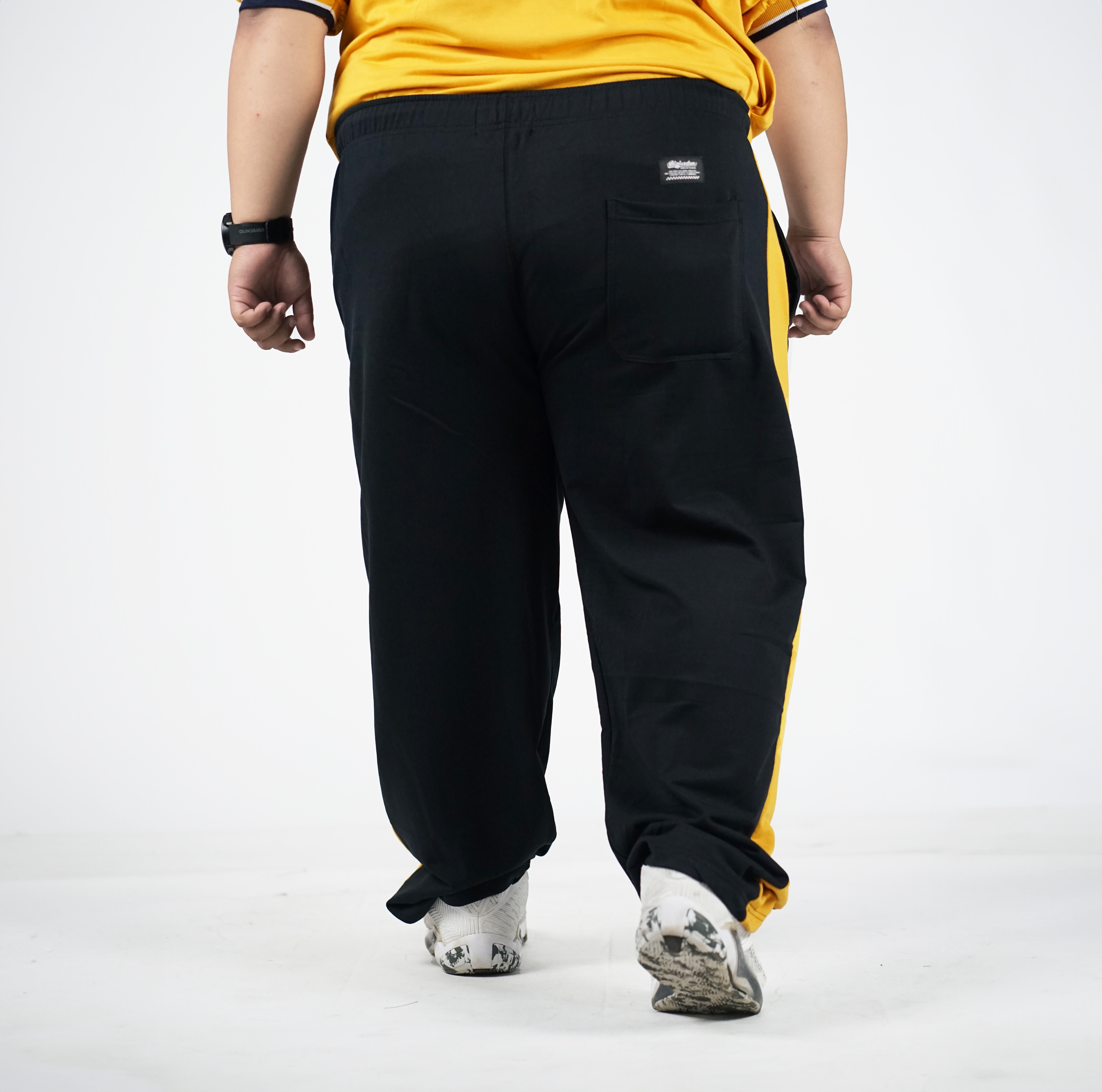 TRACKPANTS HITAM KUNING BIG SIZE 46 48 50 52 3