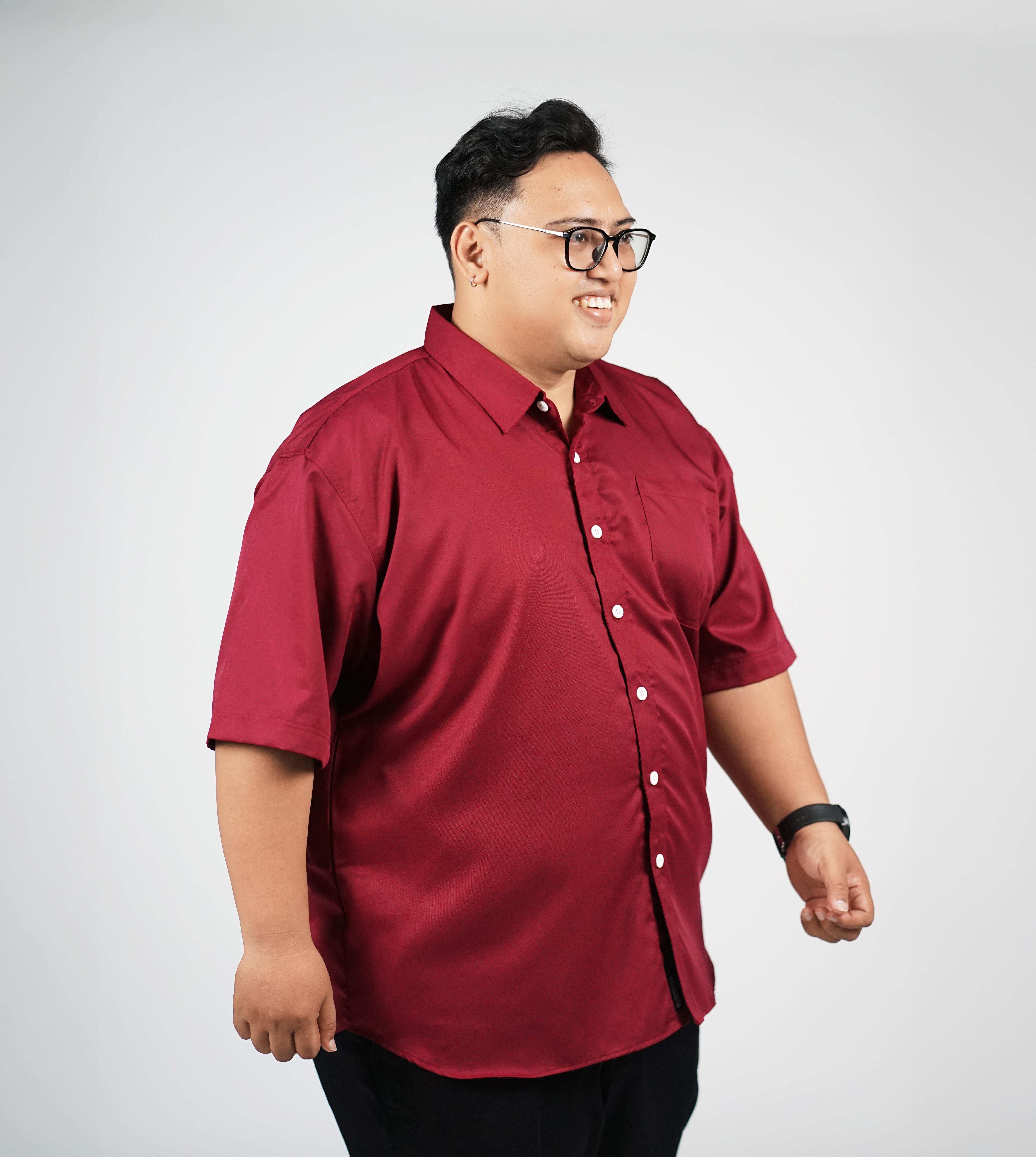Kemeja Polos Lengan Pendek Big Size 3XL - 8XL Maroon Big Jordan 2