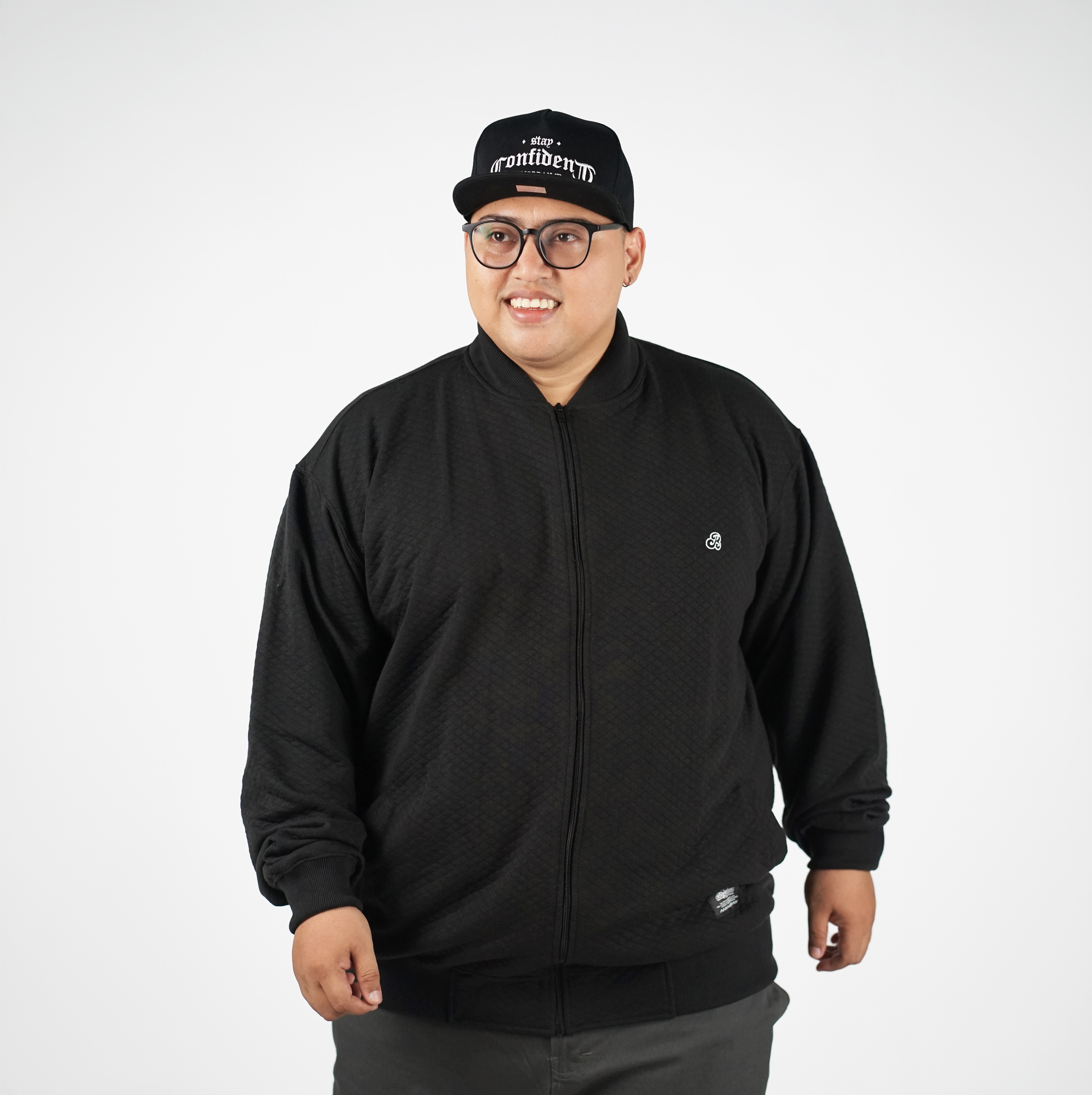 DIAMANTE JAKET BOMBER HITAM