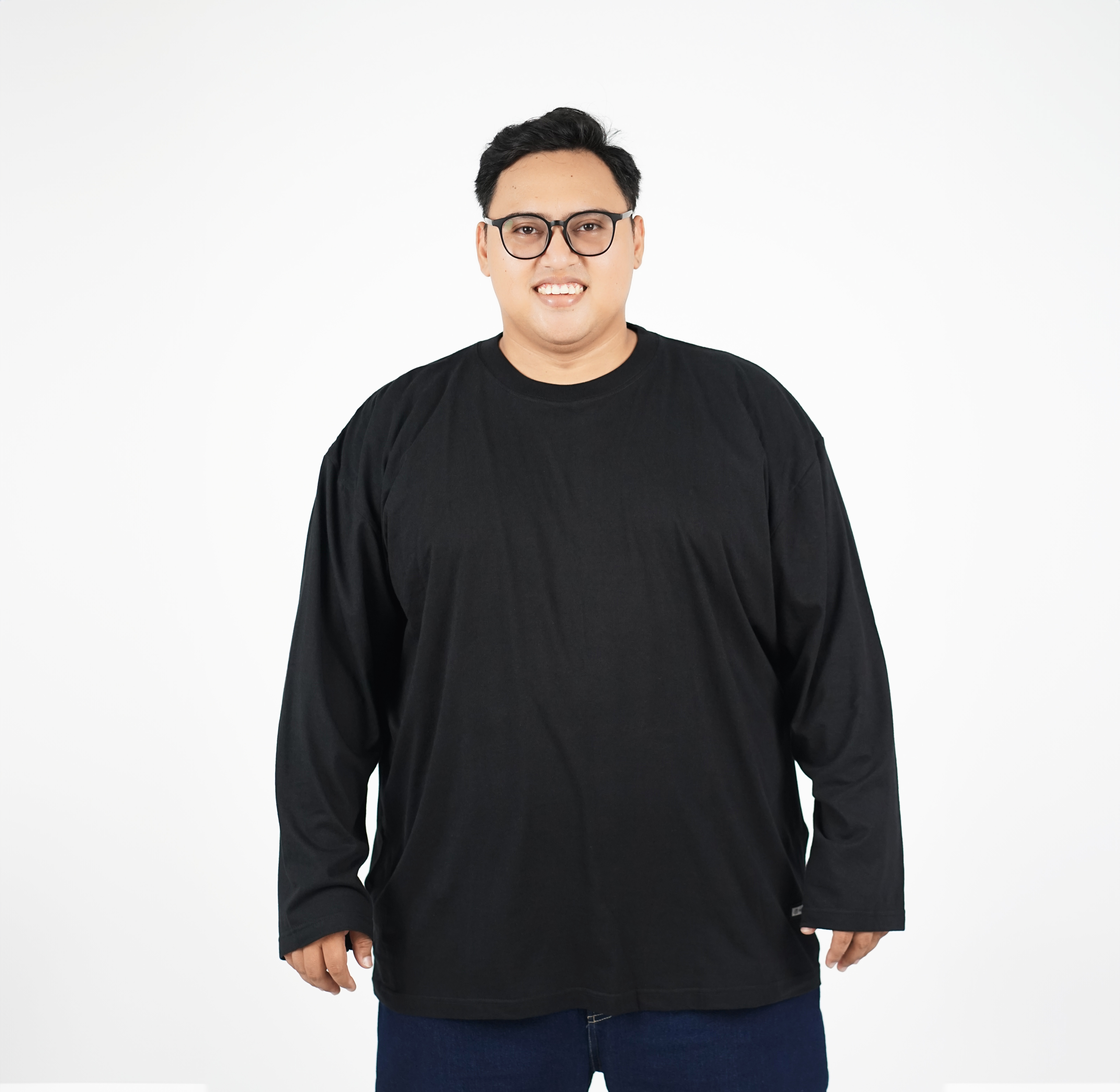 Kaos Polos Lengan Panjang Hitam Big Size (3XL - 8XL) - BigJordan