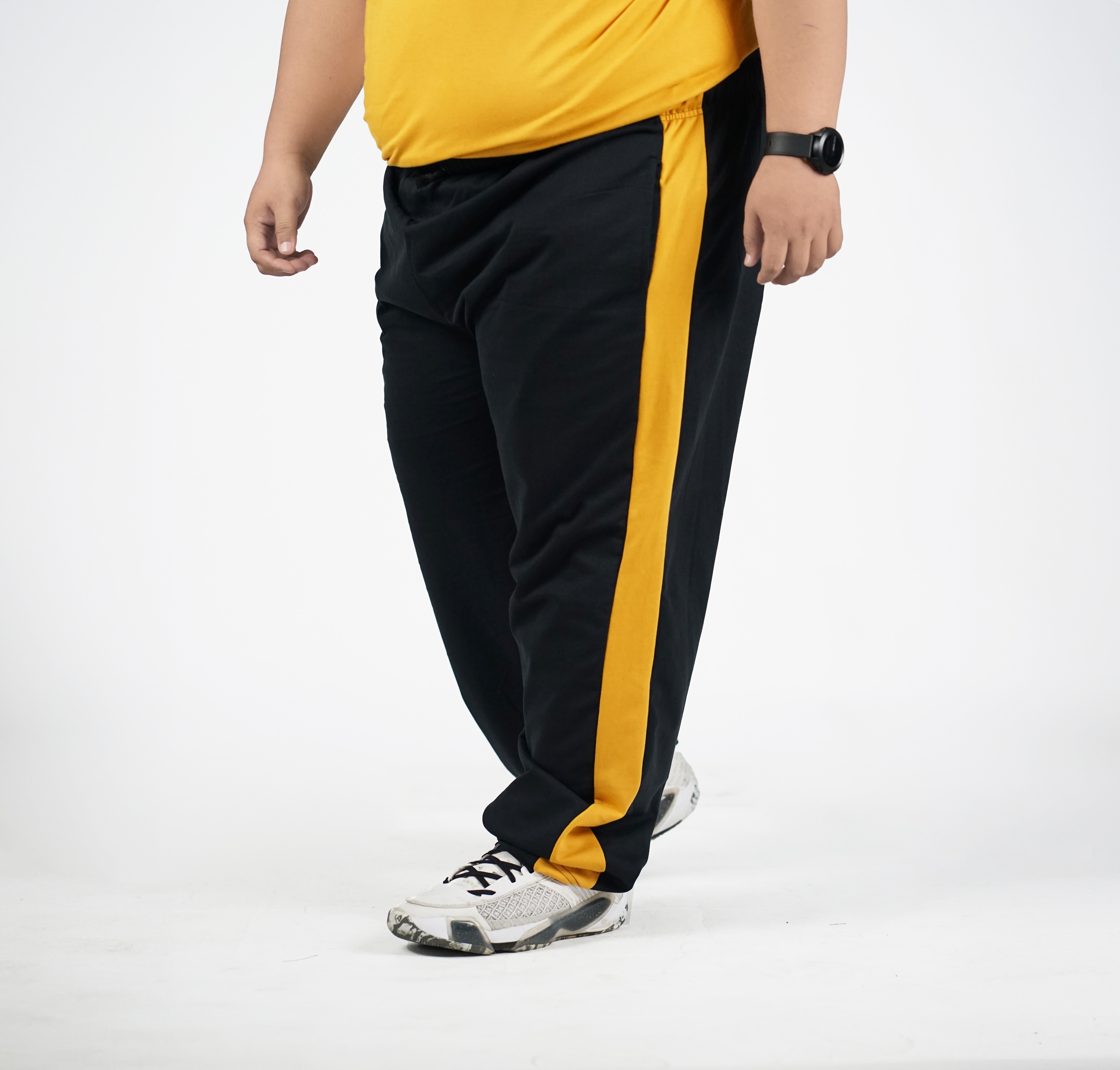 TRACKPANTS HITAM KUNING BIG SIZE 42 44