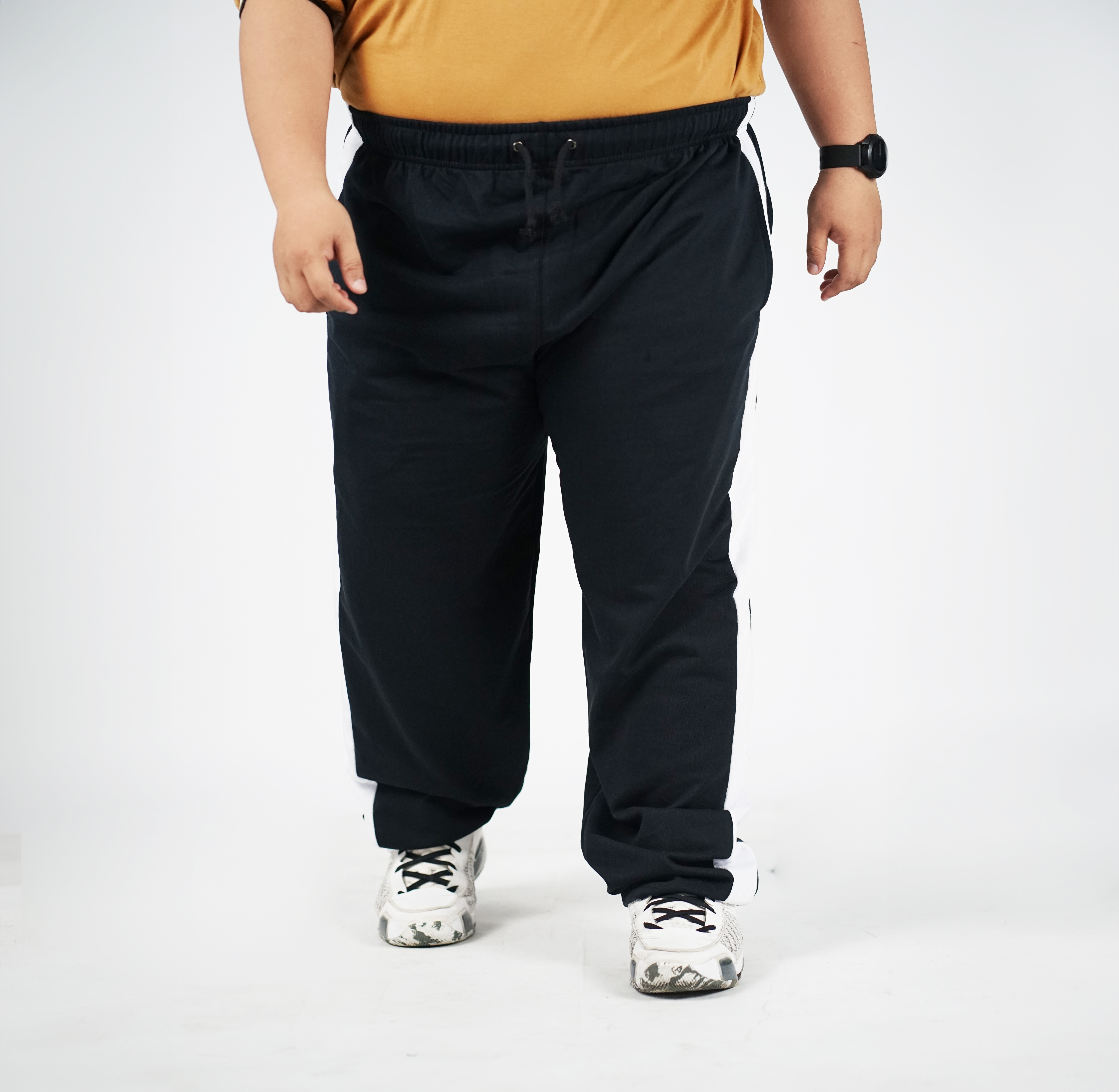 TRACKPANTS HITAM PUTIH BIG SIZE 46 48 50 52 2