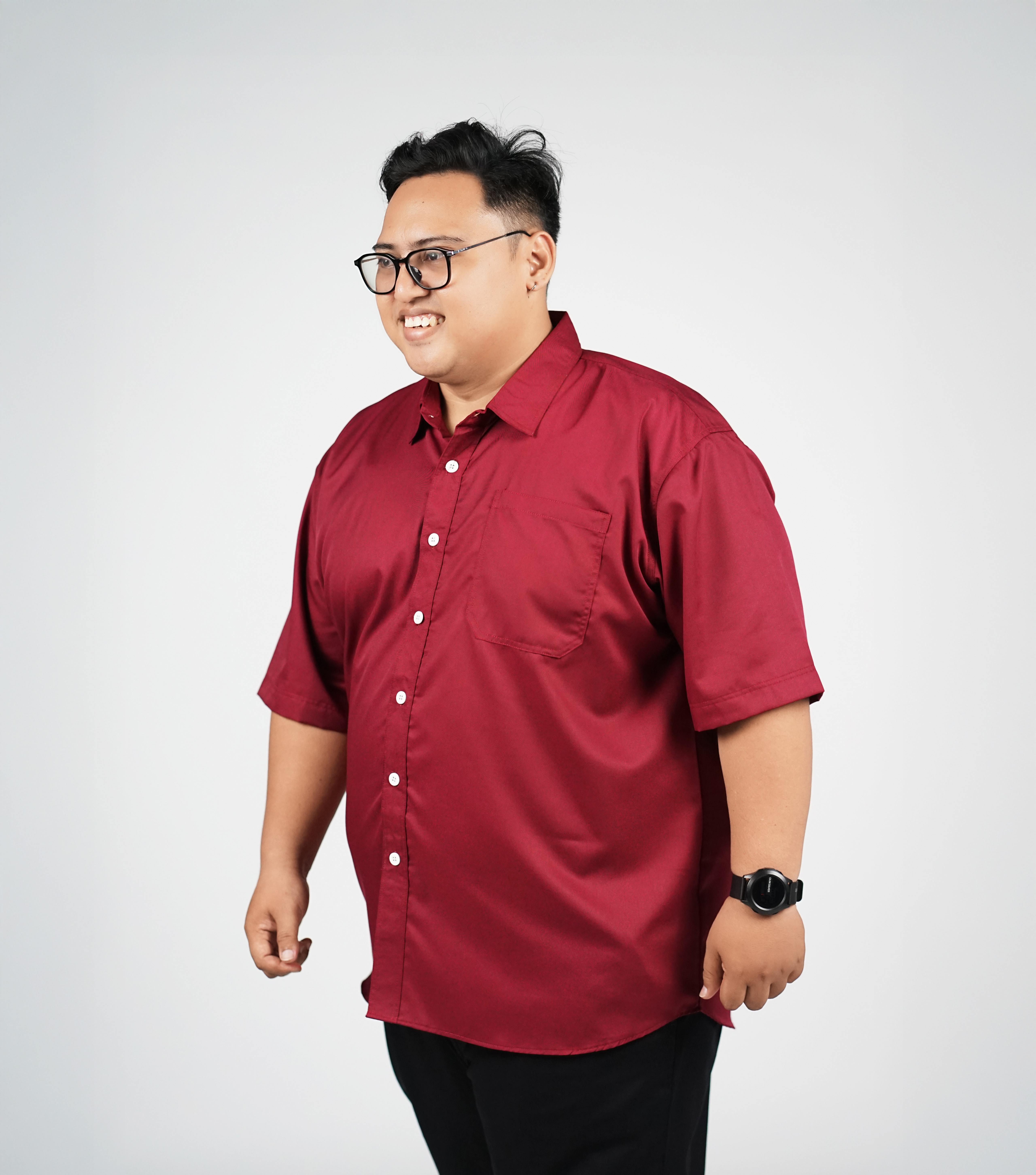Kemeja Polos Lengan Pendek Big Size 3XL - 8XL Maroon Big Jordan 4