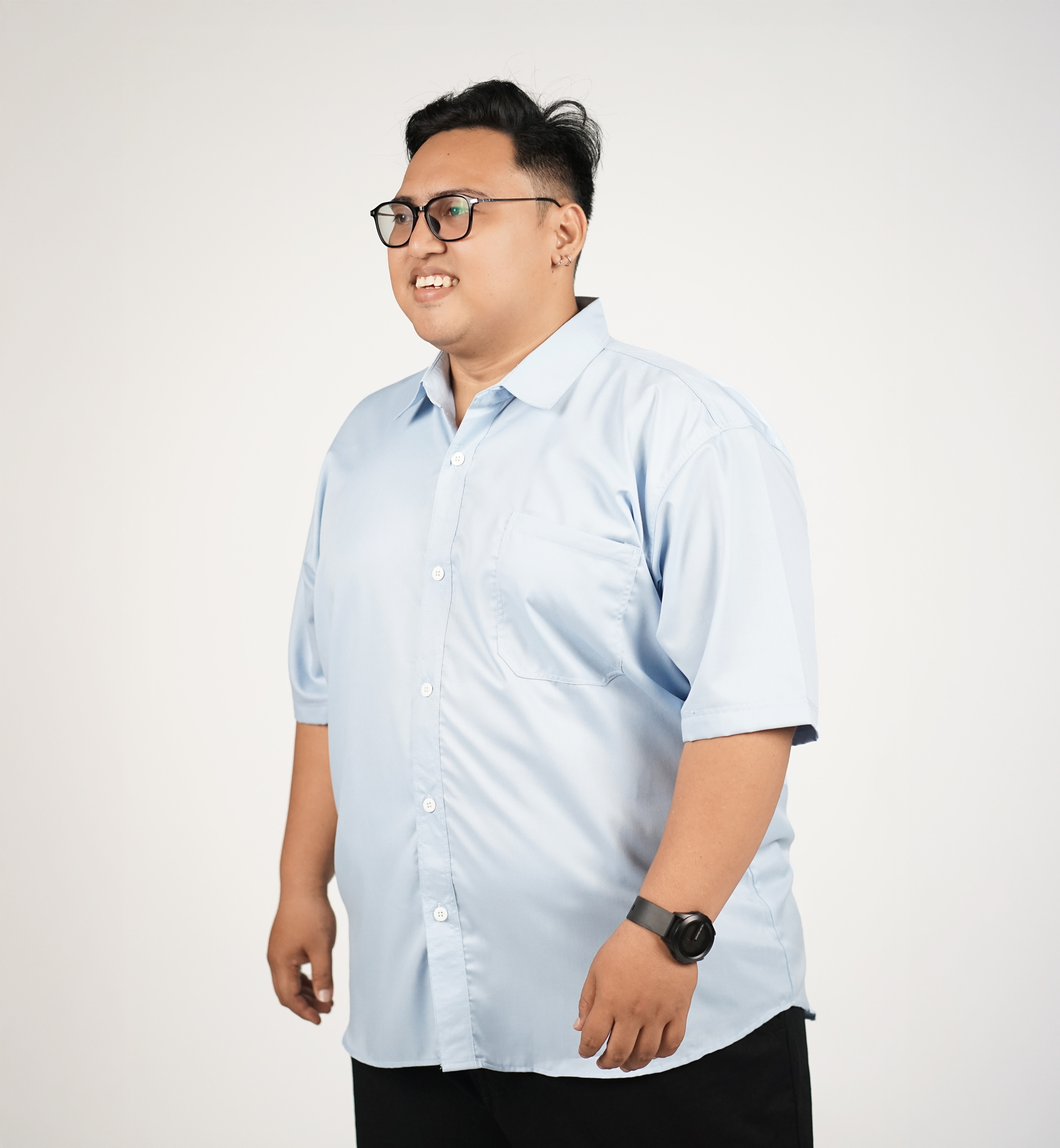 Kemeja Pria Big Size Polos Biru Muda Lengan Pendek Ukuran Jumbo 3XL-8XL - BigJordan 2