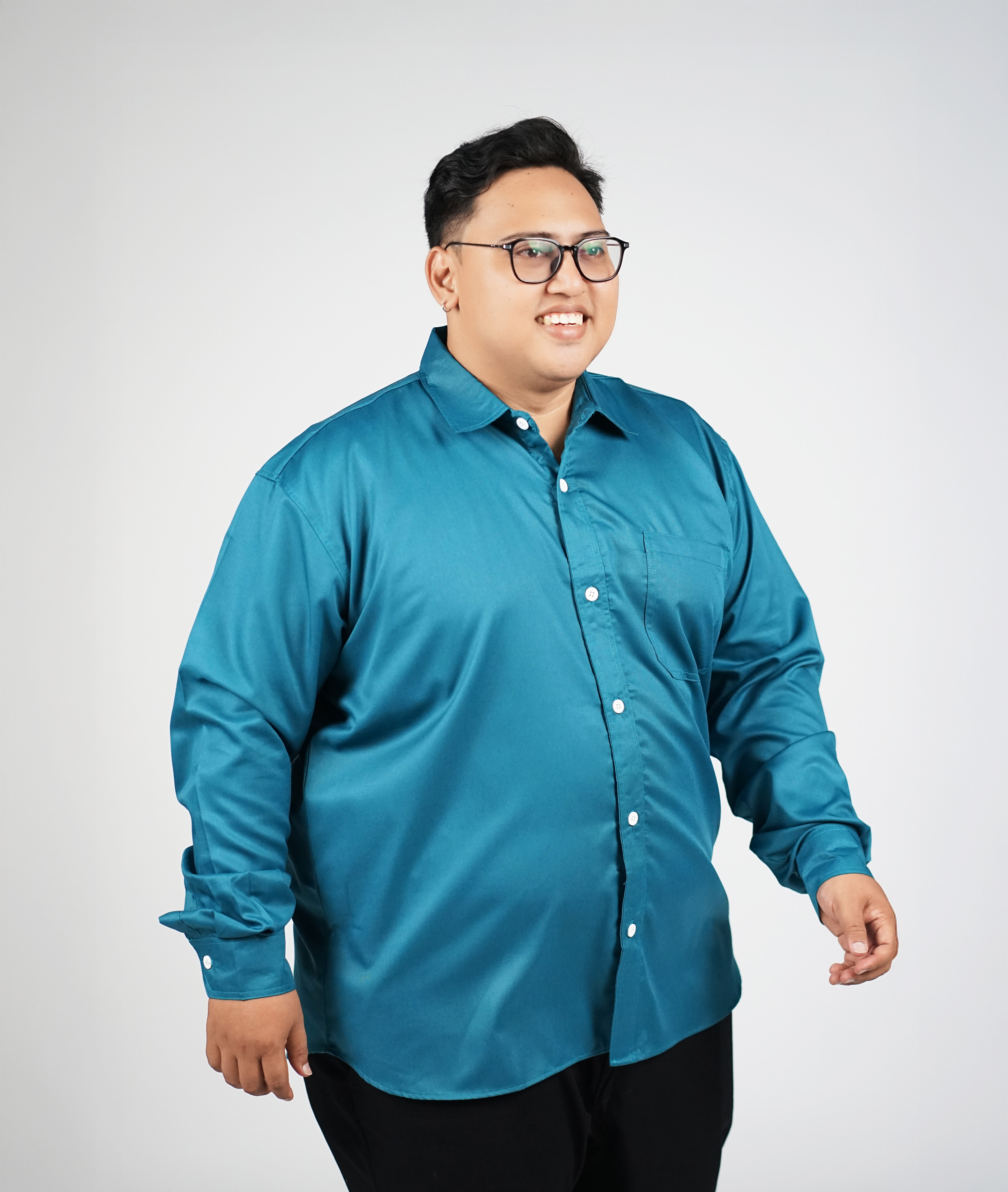Kemeja Lengan Panjang Biru Toska Big Size (3XL-8XL) | Big Jordan 4