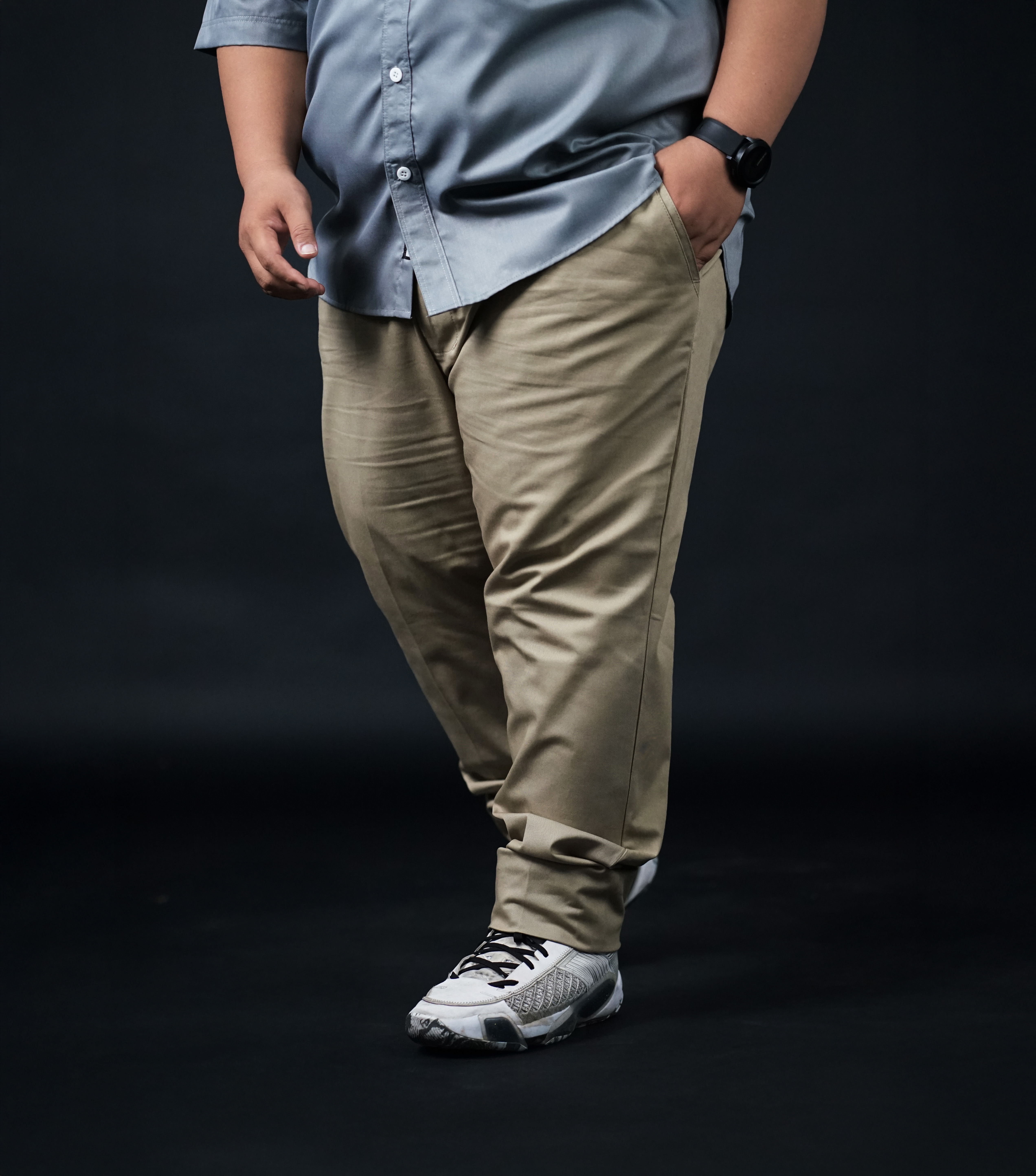 CELANA CHINO KHAKI 42 44 6