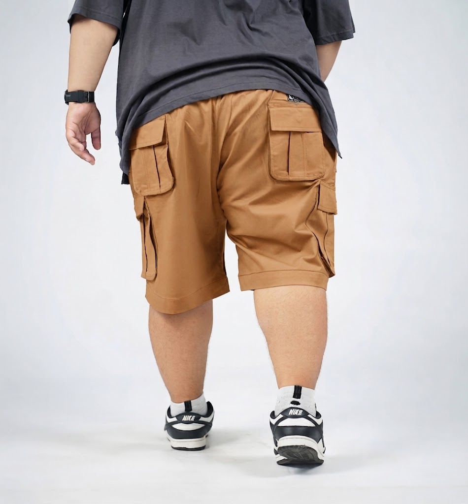 ALDENTINO - Celana Kargo Pendek Big Size Pria Warna Mocca Size 42–52 — BigJordan 3