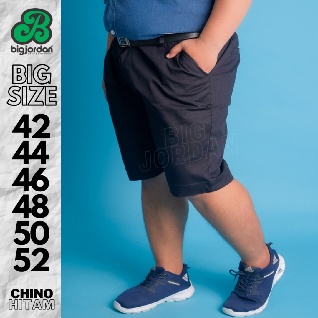 CELANA CHINO PENDEK HITAM