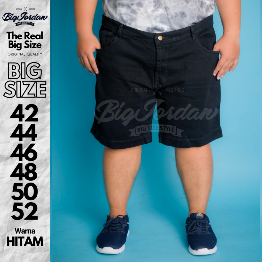 CELANA JEANS PENDEK HITAM