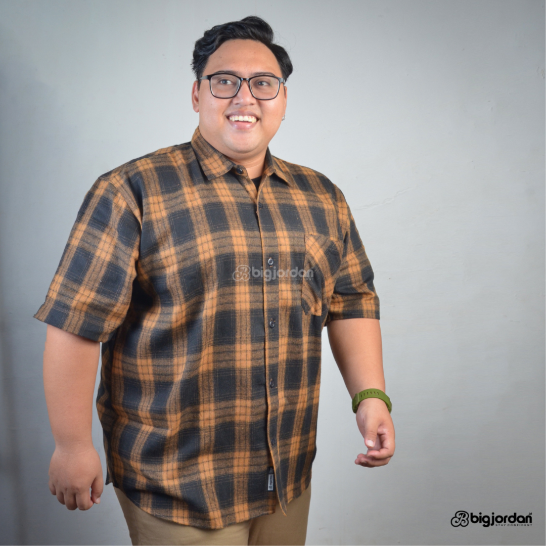 DERBINOV KEMEJA FLANNEL LENGAN PENDEK 2
